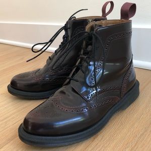 Dr Martins combat boot Arcadia Delphine